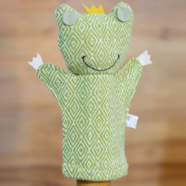 Hand puppet — Frog