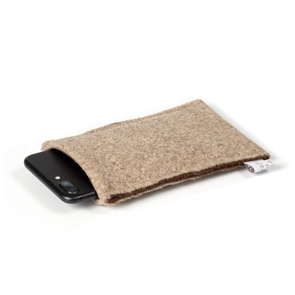 [325005403-0-*] Mobile phone sleeve